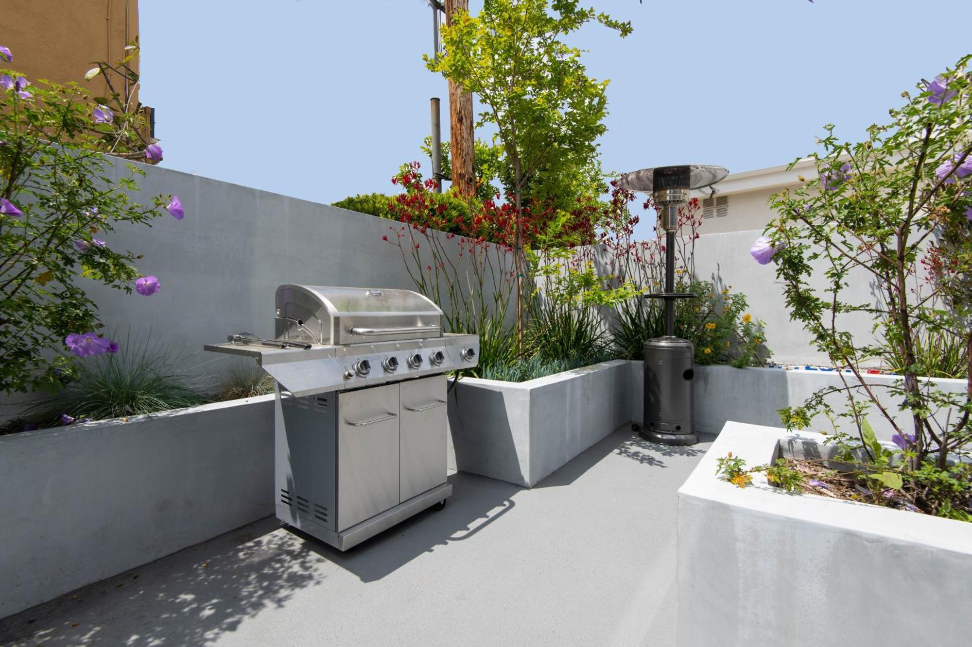 Regency Modern Apartments Glendale Exterior photo