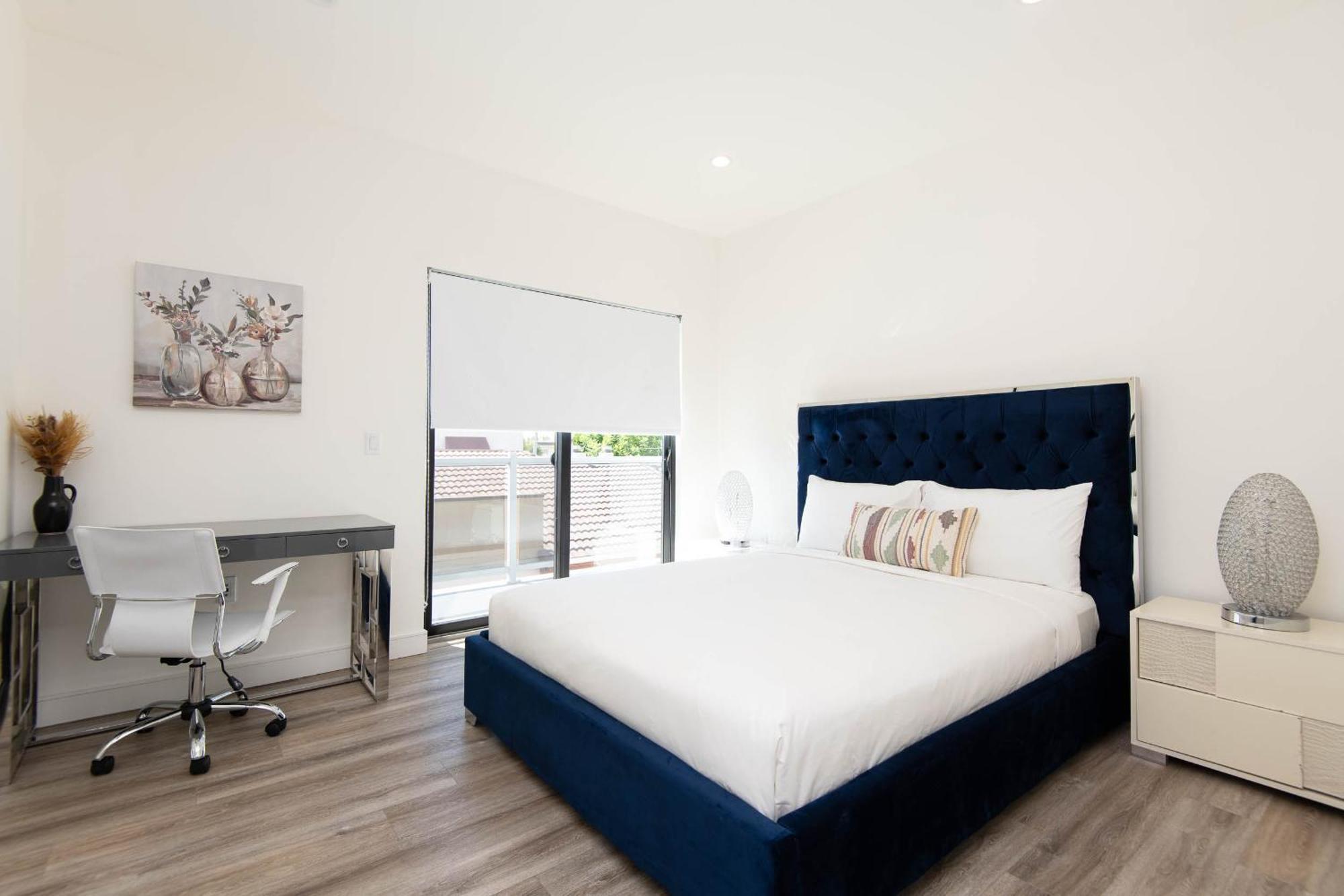 Regency Modern Apartments Glendale Exterior photo