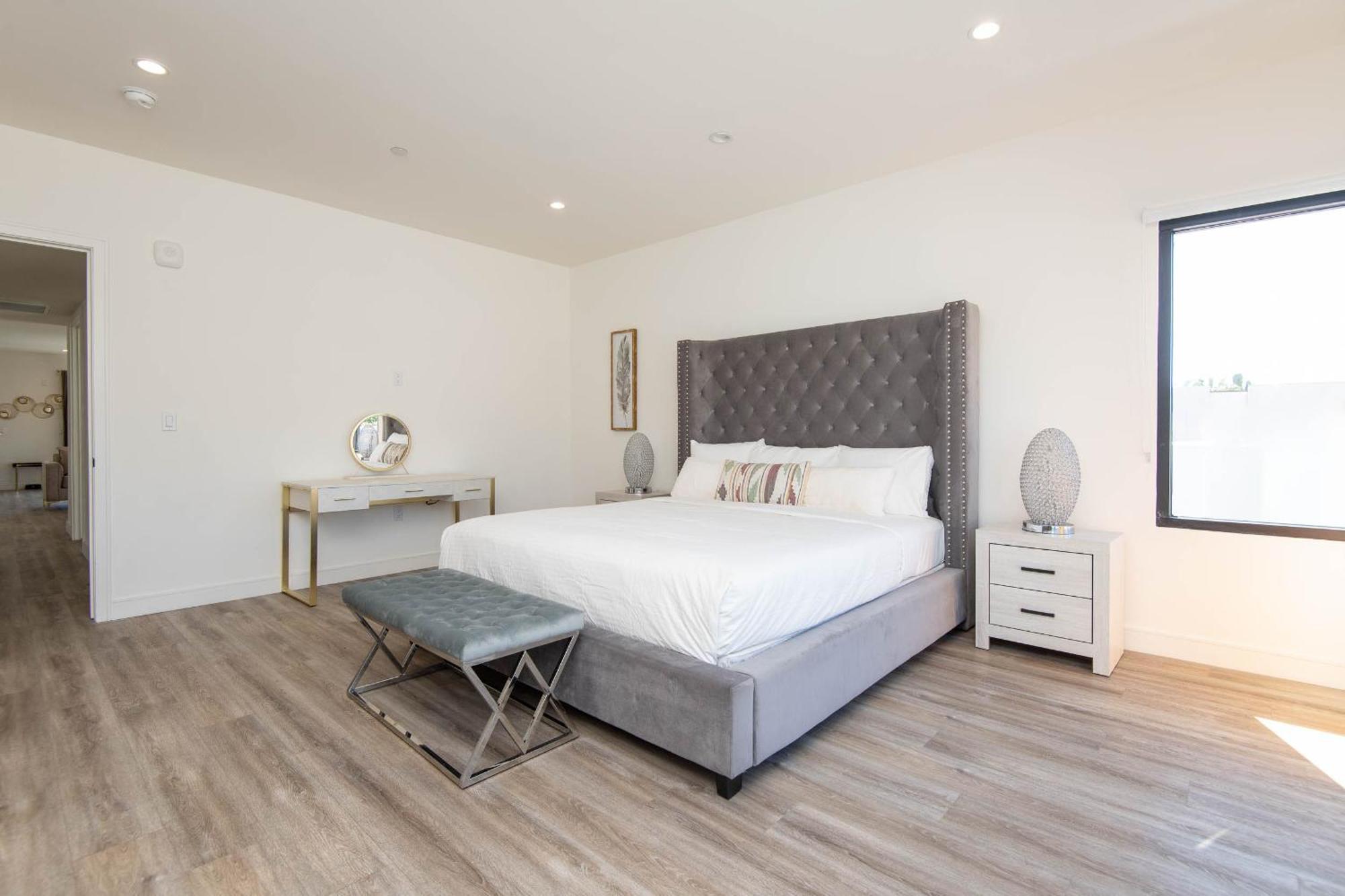 Regency Modern Apartments Glendale Exterior photo